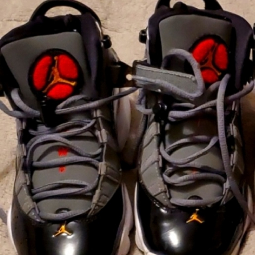 Big kids Jordan 6 Rings sneakers